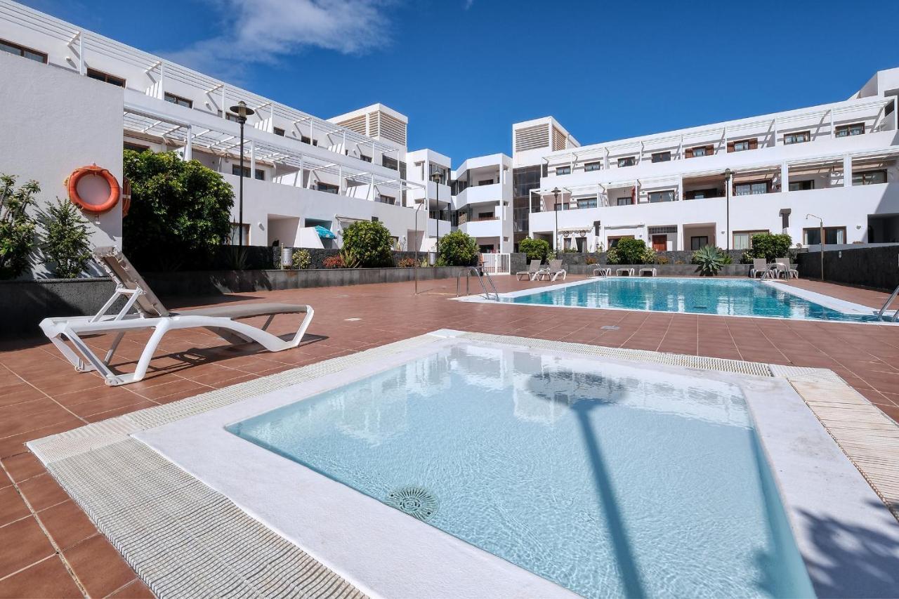 Casa Elin-Shared Pool, Fast Wifi Villa Costa Teguise Exterior photo