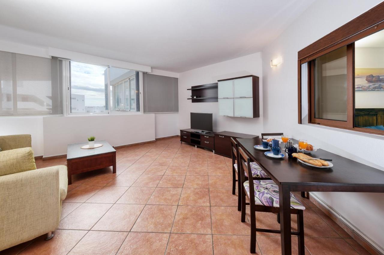 Casa Elin-Shared Pool, Fast Wifi Villa Costa Teguise Exterior photo